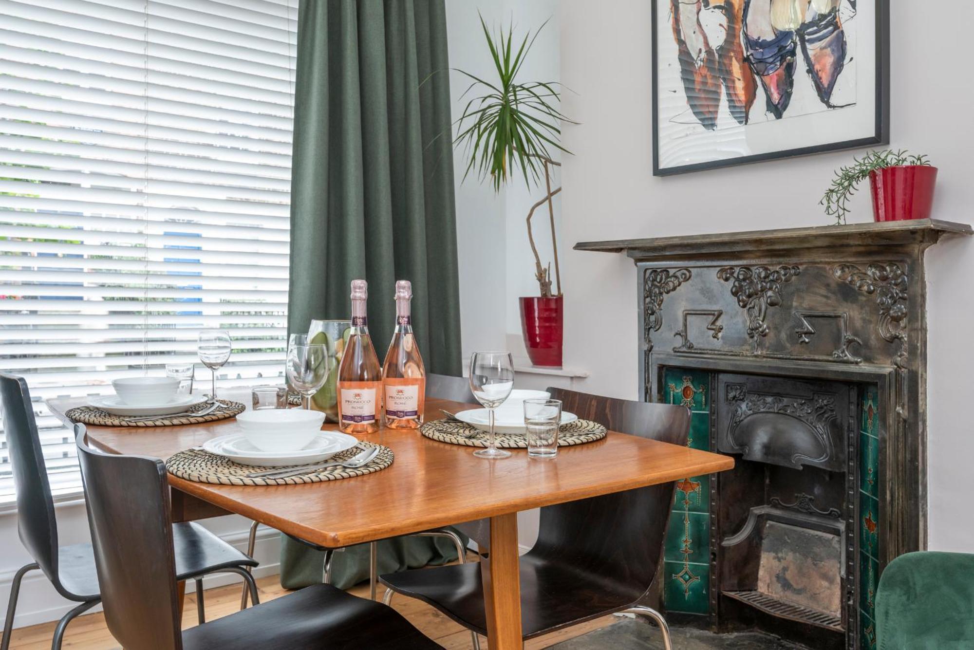 Chic 1-Bed Garden Flat, London, Convenient For Tower Bridge, Great Public Transport Apartment Exterior photo