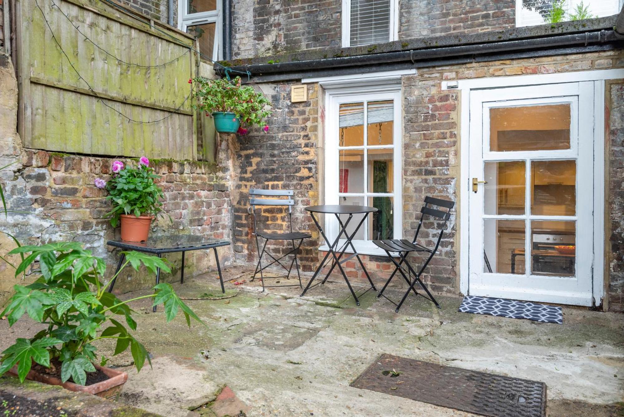 Chic 1-Bed Garden Flat, London, Convenient For Tower Bridge, Great Public Transport Apartment Exterior photo