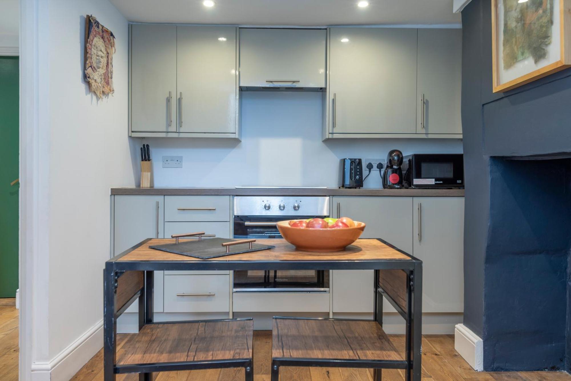 Chic 1-Bed Garden Flat, London, Convenient For Tower Bridge, Great Public Transport Apartment Exterior photo